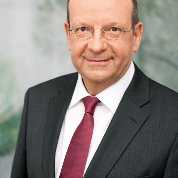 Wolfgang Decker